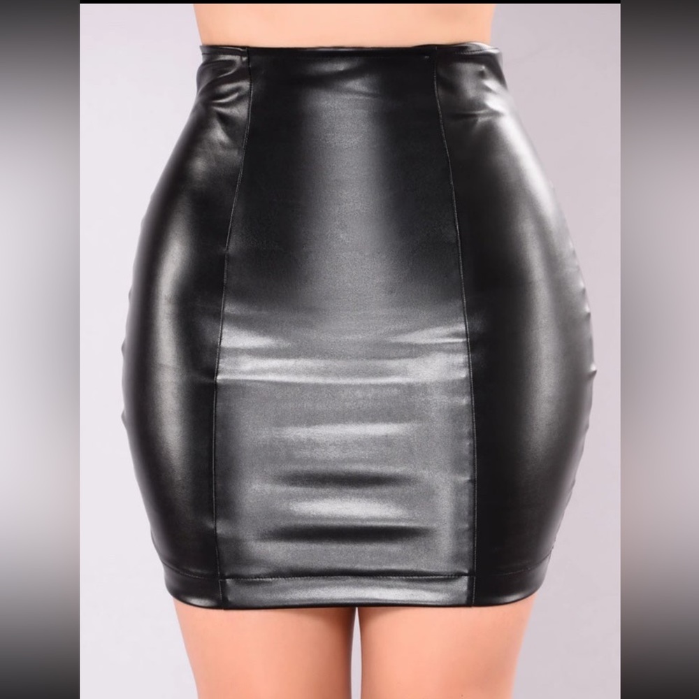 Faux leather skirt NWT